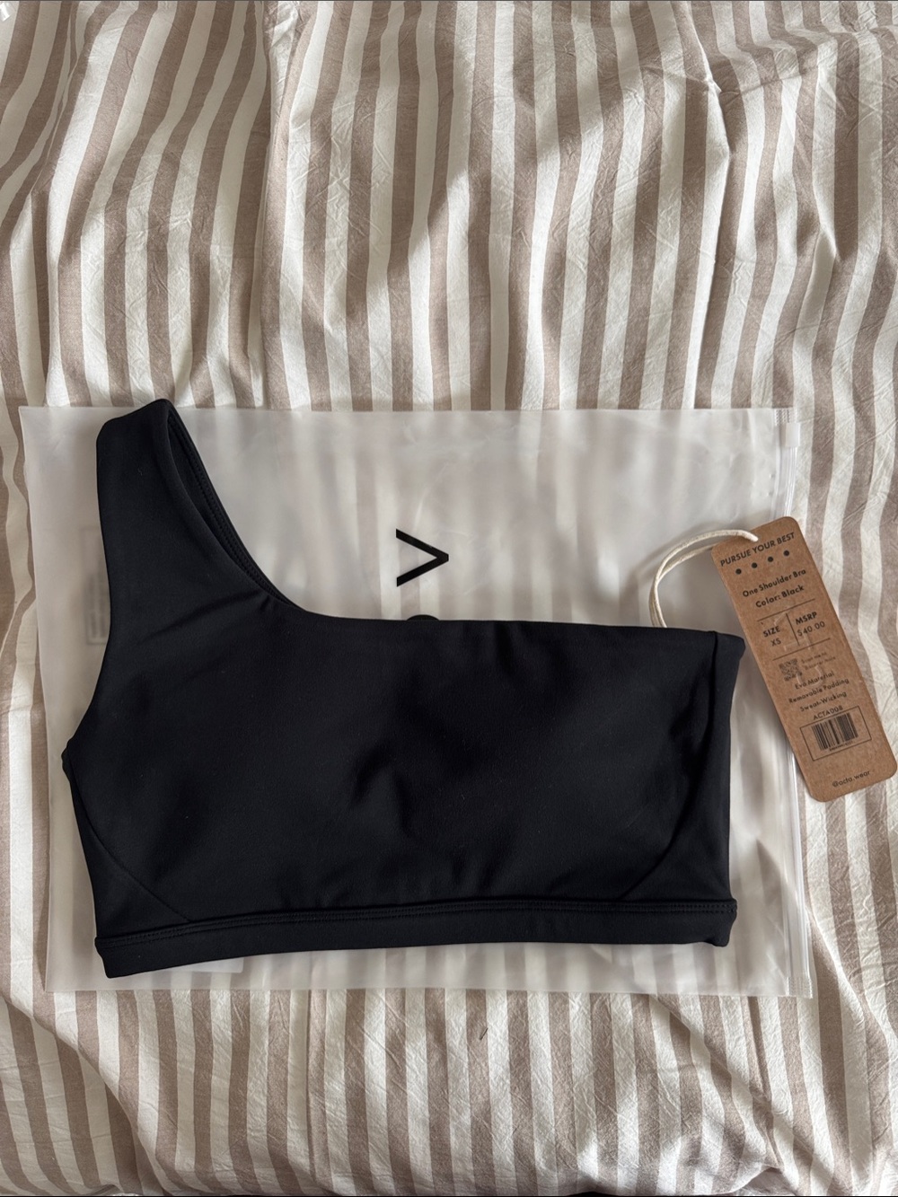 ACTA One-Shoulder Black Bra